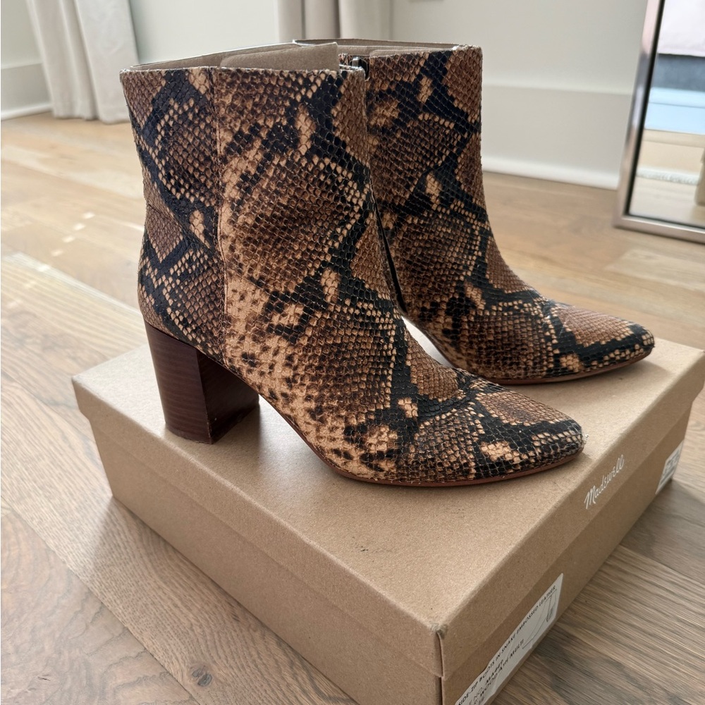 Madewell Fiona Boot in Snake Embossed Leather - Picture 5 of 8